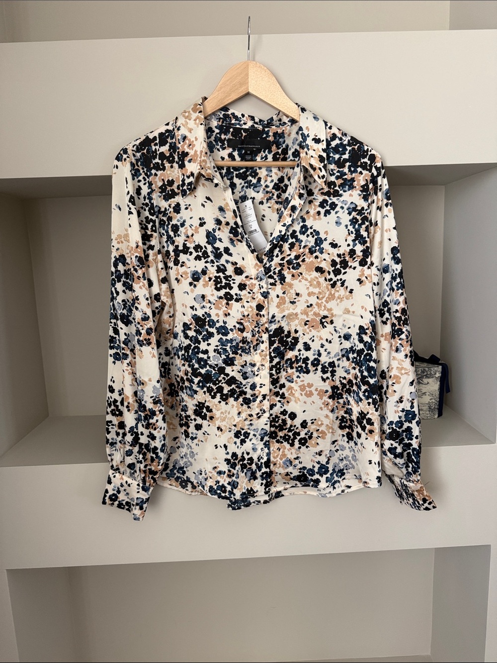 White House Black Market Cream Floral Button-Down Shirt